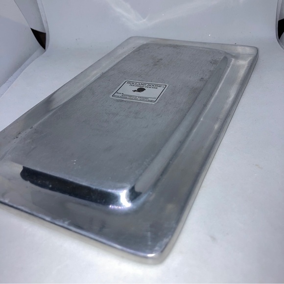 Holland Boone Polished Pewter Hearts
Vanity tray / trinket dish 8" x 4.5” - Picture 5 of 6